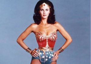Mira cómo luce ahora Lynda Carter, la ‘Mujer Maravilla’ original (FOTOS)