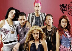 Ex RBD sufre terrible accidente en obra teatral (FOTOS)