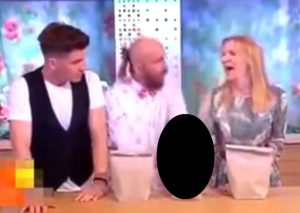 YouTube: Mago falla y le corta la mano a una conductora en vivo