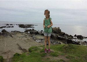 Viral: Subió una foto de su hija y no se percató de esto