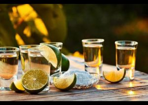 Facebook: ¿Por qué es bueno tomar tequila? – VIDEO