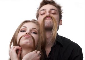 ¿Hombres y mujeres pueden ser realmente solo amigos? Este estudio te lo dice…