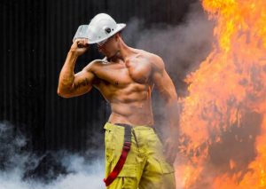 ¡Fuego! Bomberos demostraron que no solo tienen gran corazón sino…