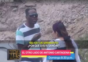 ¡De lo peor! Famoso salsero es captado pidiéndole lo peor a su pareja