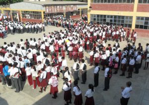 ¡Los niños no sufrirán más! No habrá formación en colegios -VIDEO