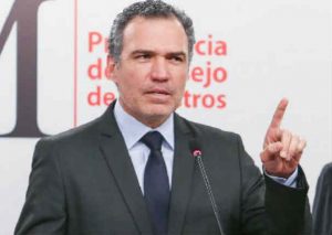 Salvador del Solar se puso la gorra y bailó hip hop