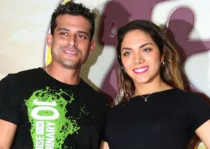¡Qué fuerte! Señora insultó a Christian Domínguez y a ‘Chabelita’ en pleno programa en vivo