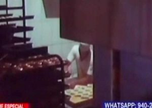 Descubren que panadero trabaja encerrado con candados igual a víctimas de Las Malvinas
