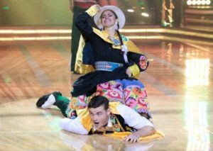 ¡Nadie lo podía creer! Ucraniano la rompe bailando huayno – VIDEO