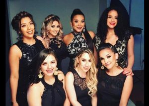 Son Tentación: Chicas derrochan pasión por la salsa de esta manera (FOTO)