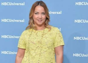 Adamari López responde a críticas con foto en la playa (FOTO)