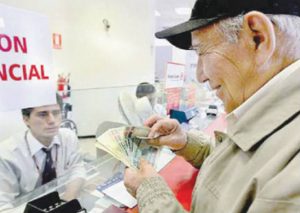 Adelantan pensión de jubilados afiliados a la ONP