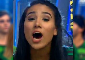 Hija de Melissa Klug es captada junto a combatiente en aniversario de ATV (VIDEO)
