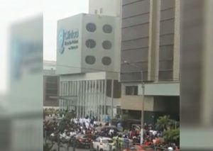 ¡Lo último! Se reporta explosión en Clínica Ricardo Palma