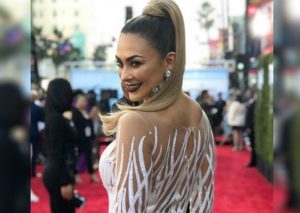 Latin Music Awards: Aracely Arámbula se luce con translúcido vestido (FOTO)