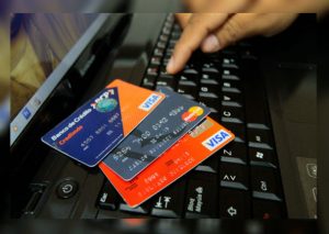 ¿En qué casos pueden devolverte el dinero de tu tarjeta?