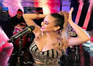 Amy Gutiérrez deja en suspenso el estreno de su próxima canción