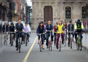 Conoce los beneficios para las personas que utilizan bicicletas para ir a su trabajo