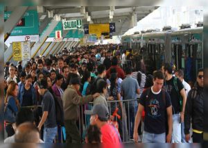 Metropolitano: Le dice adiós a la cola de sentados