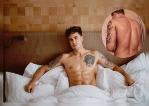Filtran fotografía de Gino Assereto en la bañera