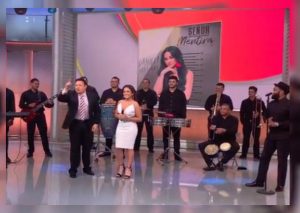 Daniela Darcourt realiza presentación en importante programa de Univisión