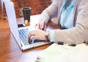 Participa de estos cursos online con certificados internacionales