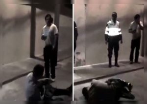 Hombre llora y grita al ver que clausuran uno de sus bares ‘favoritos’