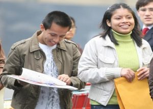 Mininter ofrece 144 puestos de trabajo con sueldos de 1500 soles para estas carreras