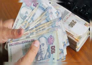 ¿Empresas adelantarían la gratificación de sus trabajadores?