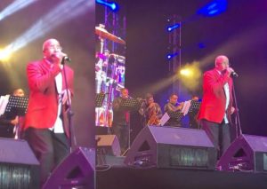 Luisito Carrión puso a bailar a salseros en Una Noche de Salsa 10 (VIDEO)