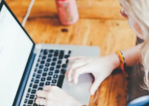 Páginas web ofrecen cursos online gratis para estos días en casa