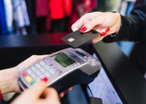 Entidad bancaria congelerá deudas por 3 meses sin intereses