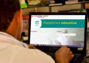 Se dictaron las primeras clases virtuales para continuar el año escolar
