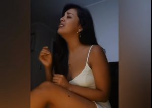 Kate Candela dedica sentida canción a quienes perdieron un ser querido