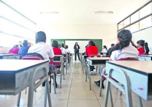 A partir del 8 de mayo, alumnos podrán trasladarse de colegios privados a públicos