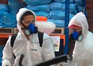Jonathan Maicelo incursiona en el mundo de la fumigación