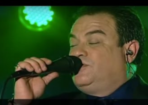 Esa mujer – Tony Vega