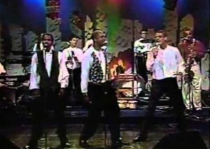 Lola, Lola (Toque de bola) – La Charanga Habanera