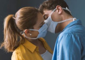 Escuela médica propone el ‘Coronasutra’ para disminuir contagios de coronavirus