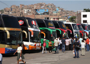 Personas de riesgo tendrán que hacer cuarentena si viajan a otra provincia