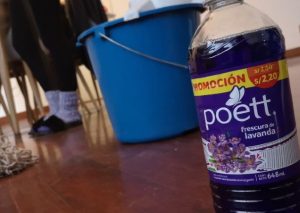 Poett retira del mercado sus productos por contener peligrosa bacteria