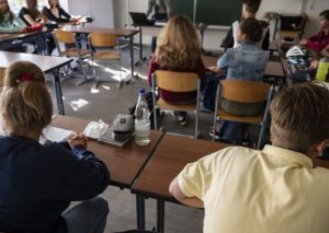 Alemania reinicia clases presenciales de manera gradual sin uso de mascarilla