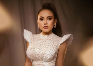 Amy Gutiérrez hace hermosa interpretación de tema de Ricky Martin