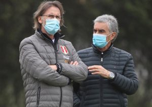 Juan Carlos Oblitas confirma continuidad de Gareca