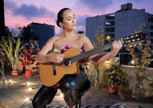 Daniela Darcourt prepara sorpresa para fin de año