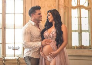 Christian Domínguez y Pamela Franco se convirtieron en padres