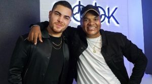 Entérate quién es el SALSERO PERUANO que escribió el tema «Olvídate De Él» de Alex Matos | VIDEO