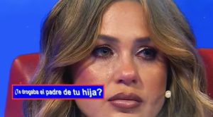 ¿Ducelia Echevarría cayó en una ADICCIÓN?: Rompe en llanto tras FUERTE PREGUNTA en el sillón rojo
