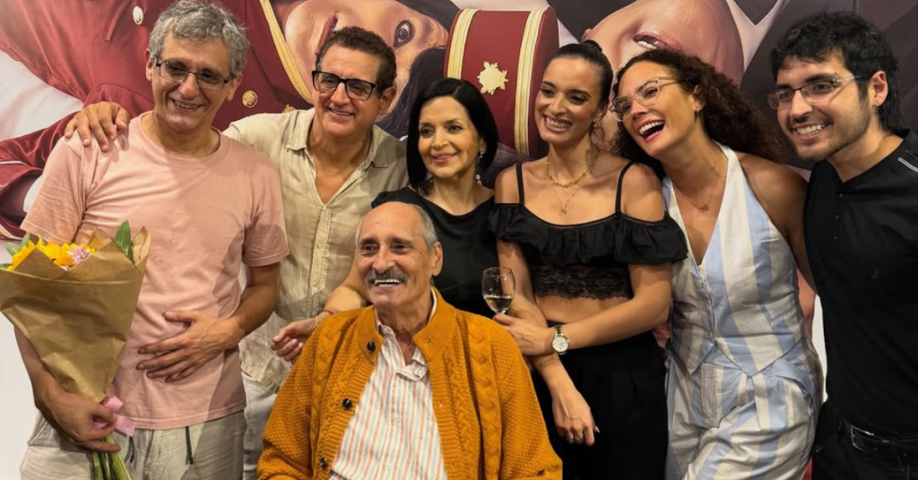 ¡Reaparece! El actor Gustavo Bueno revela detalles sobre su salud